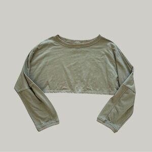 GUC Cropped Active Long Sleeve Top